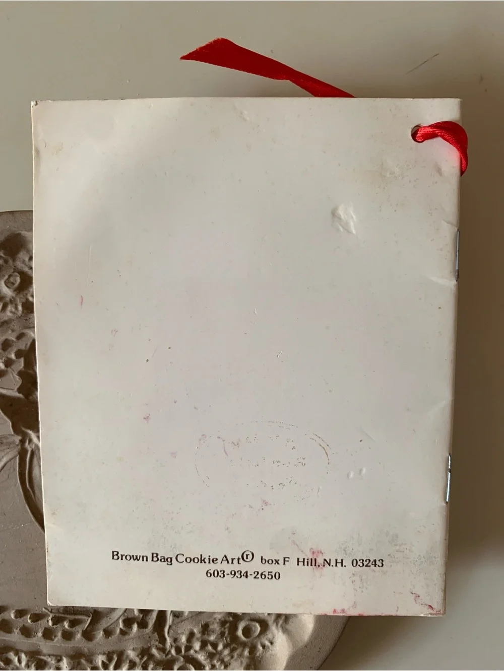 Vtg Brown Bag Cookie Art Molds Lot 1984 Heart 1988 Christmas Wreath & Booklet